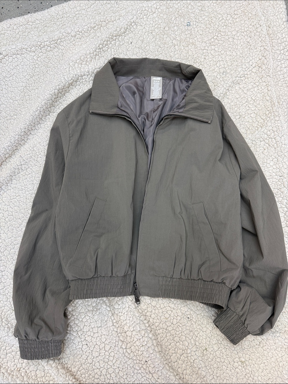 Avia women’s bomber style jacket Olive Gray color size medium new no tags never